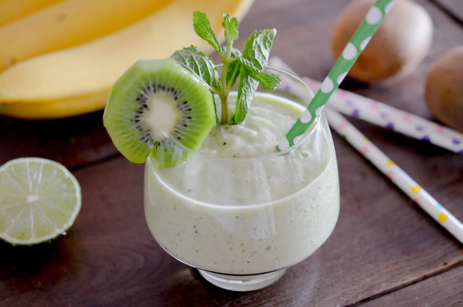 Smoothie Banane Kiwi Citron Vert 1 Sur 3