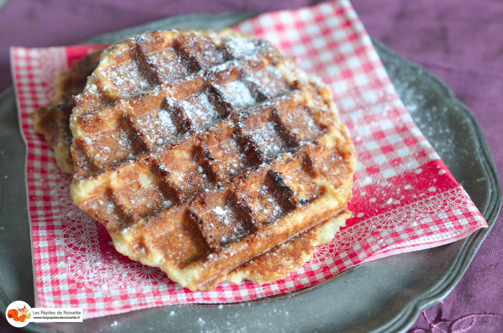 Gaufres liégeoises aux pépites de chocolat pour Mardi-Gras - Recettes de  cuisine Ôdélices