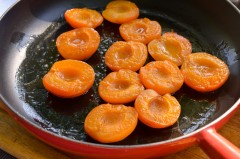 Abricots_rotis_miel_croustillant_romarin_gingembre (5 sur 9)