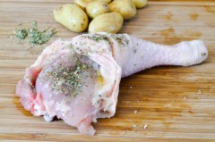 Poulet_rôti_herbes_provence_pommes_grenailles (1 sur 5)