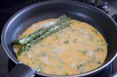 Omelette_roulée_asperge_coriandre (5 sur 11)