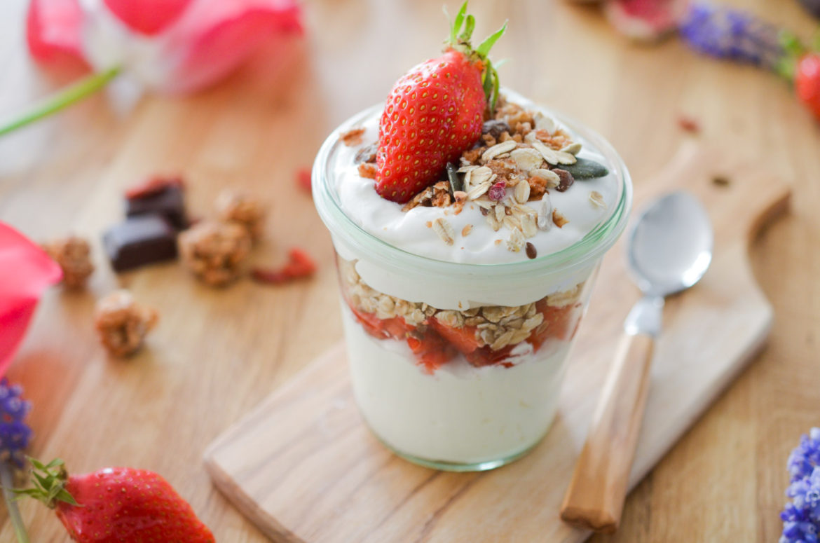 Granola Parfait Fraises (4 Sur 6)