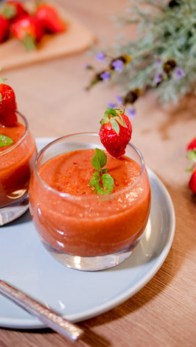 Gaspacho aux tomates et à la fraise