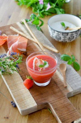 Gaspacho tomate fraise et burrata