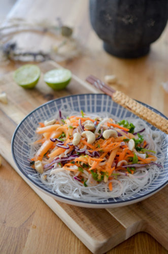 Salade Thaï de vermicelles aux noix de cajou