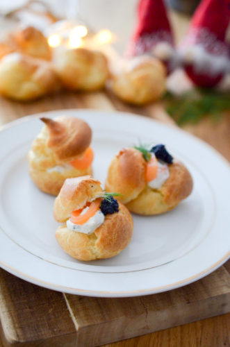 Petits choux au saumon