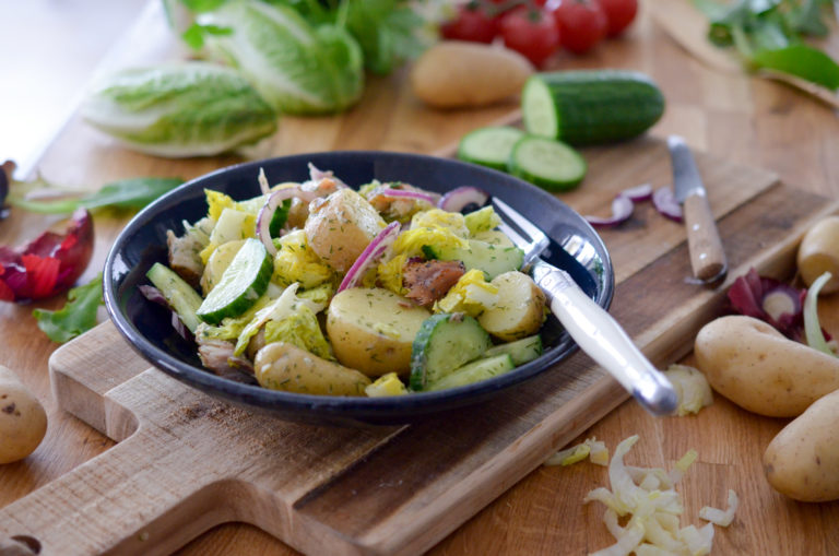 Salade De Pommes De Terre Aux Maquereaux Fumés