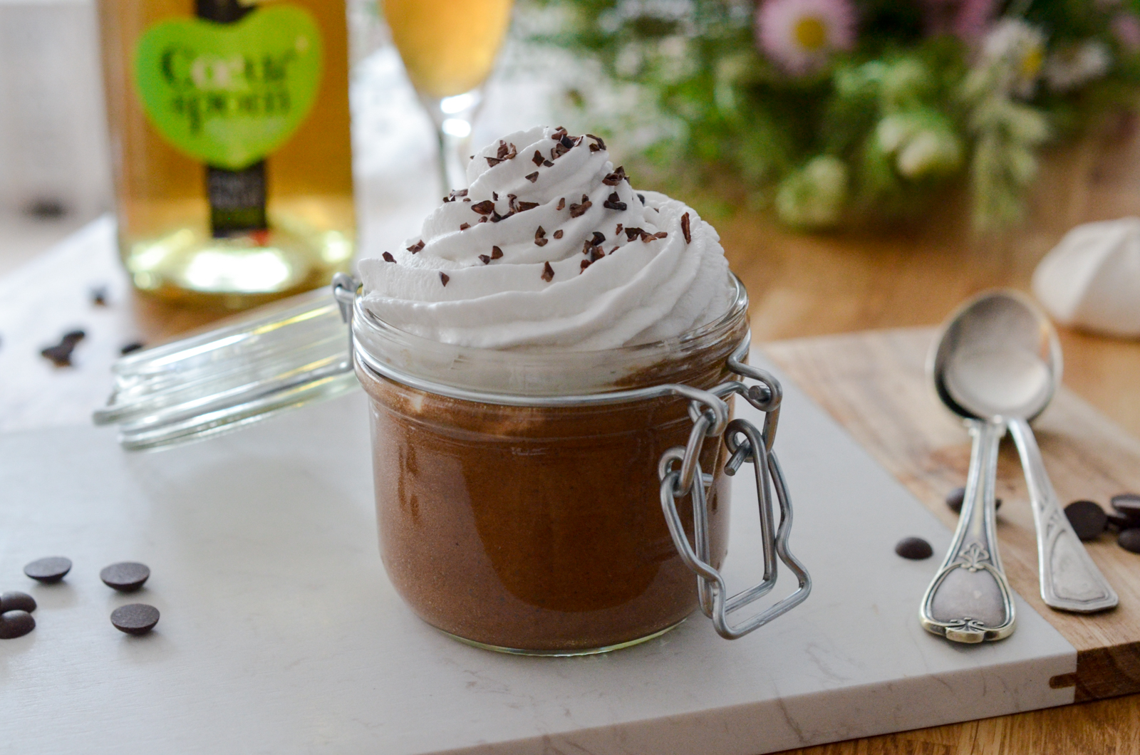 Mousse au chocolat et sa chantilly coco - Les Pépites de Noisette